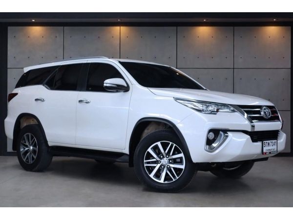 2016 Toyota Fortuner 2.8 V SUV AT (ปี 15-18) B7341